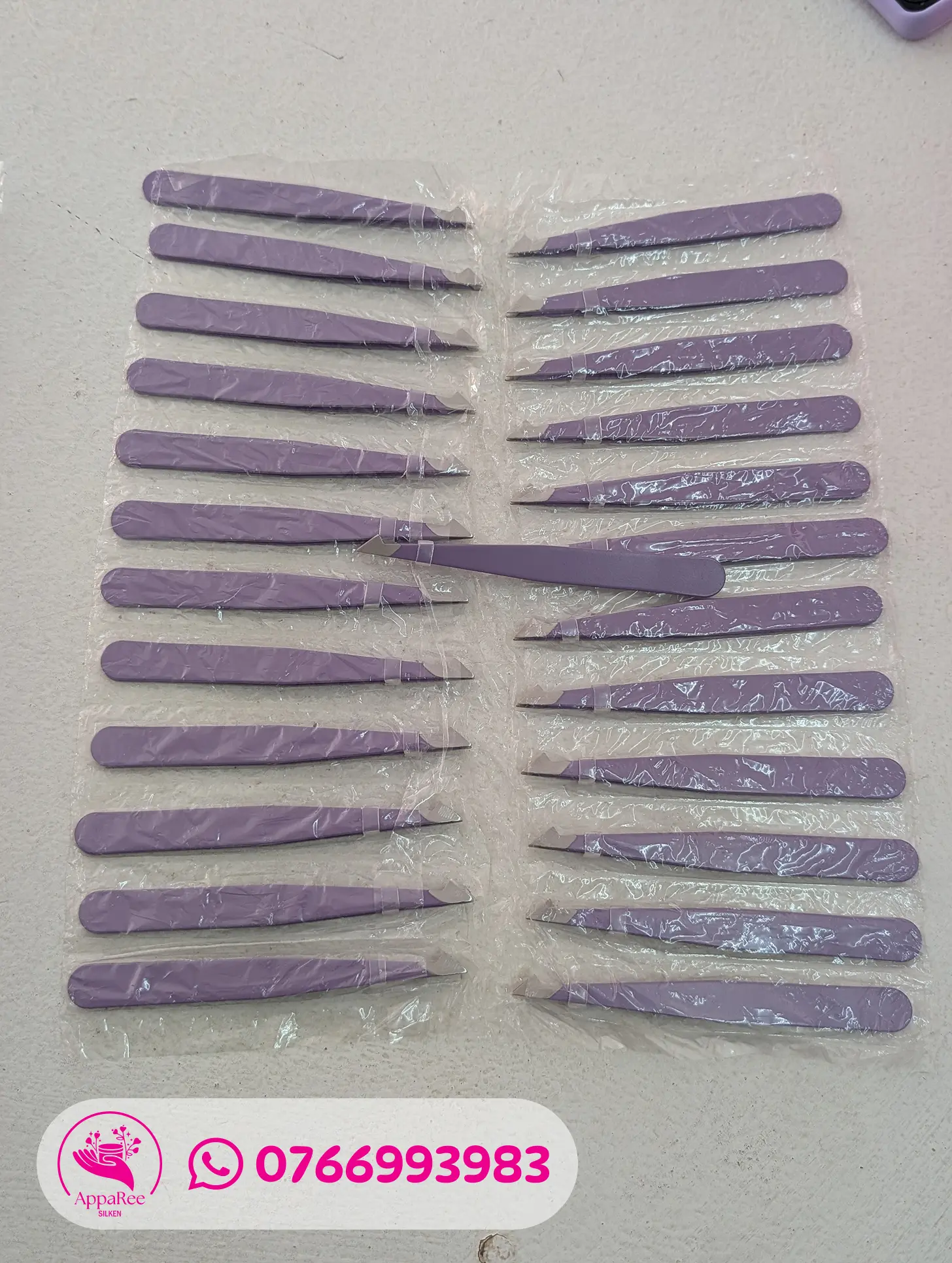 Pointed Slant Tweezer