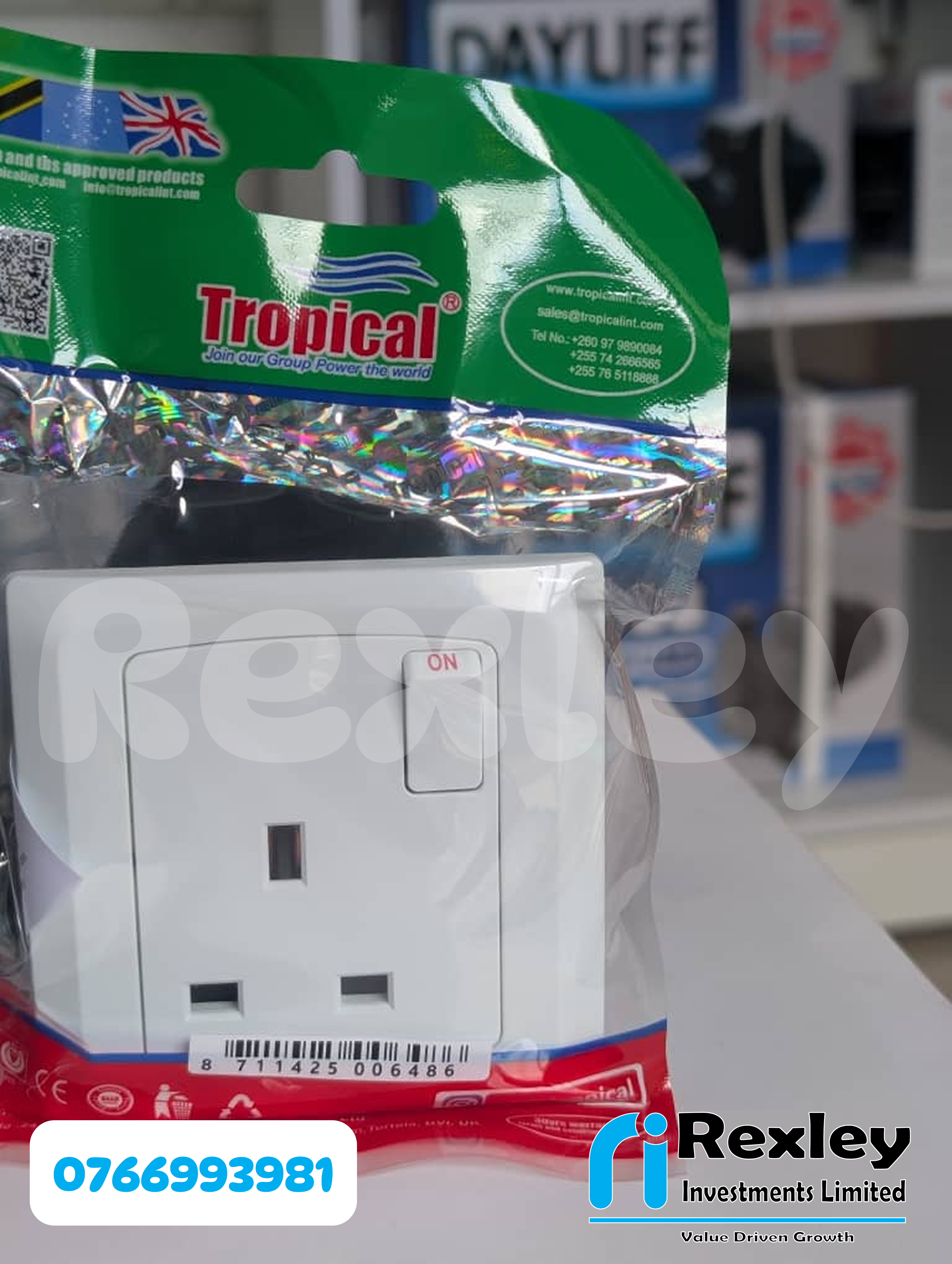 Tropical single socket