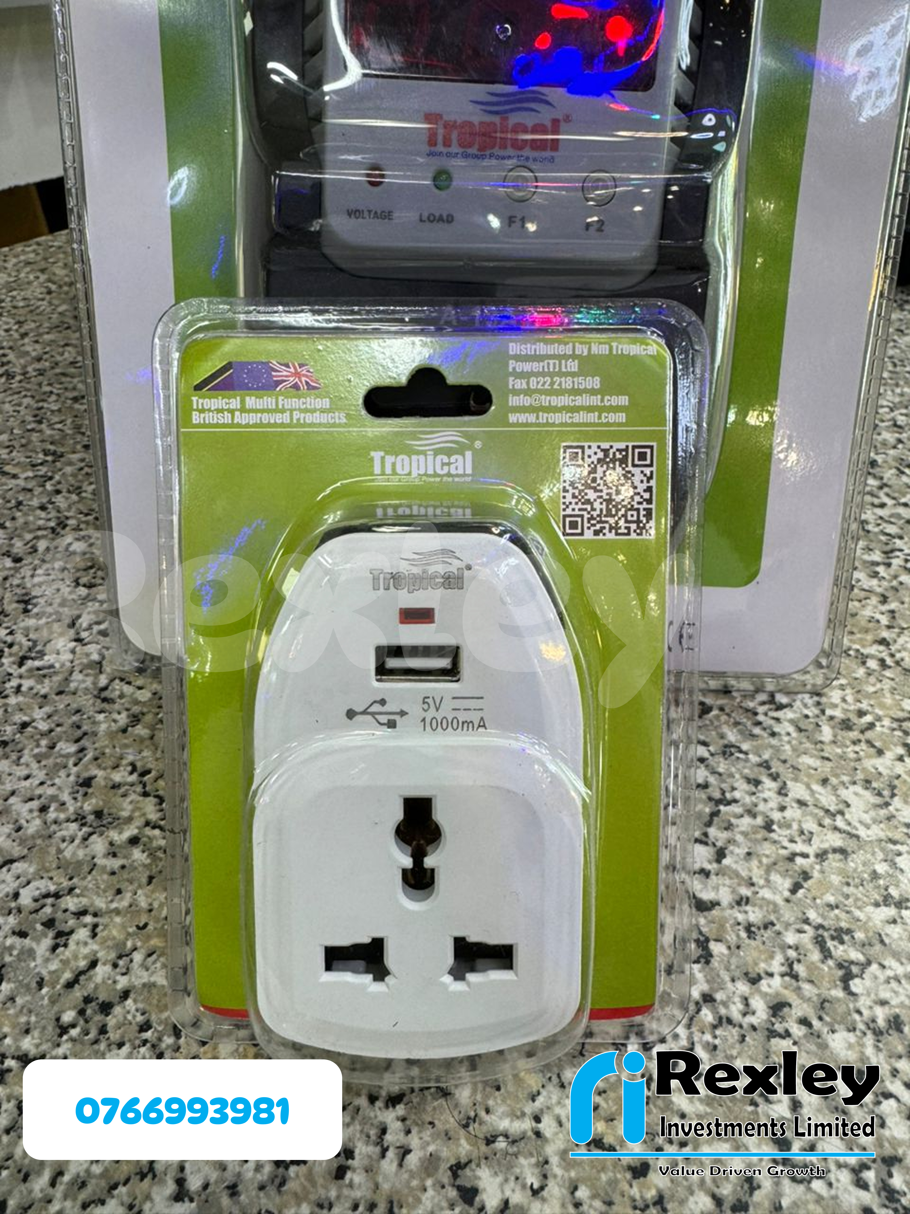 USB travel adaptor